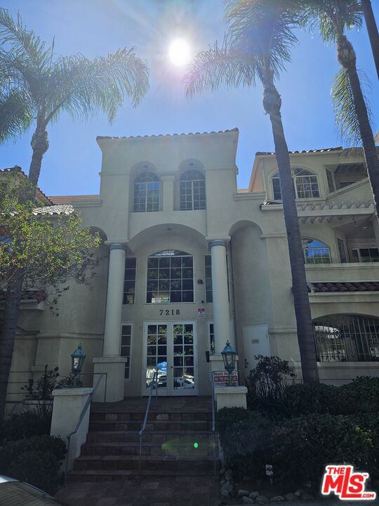 Building Photo - 7218 Hillside Ave Unit 307