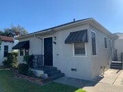 Cottage Exterior - 318 N Bushnell Ave Unit 318
