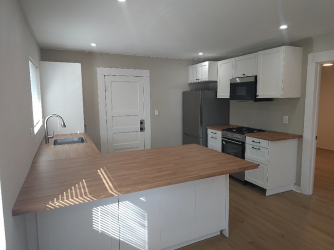 Photo - 3728 Franklin Ave