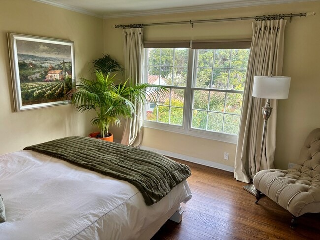 Photo - 1712 Anacapa St
