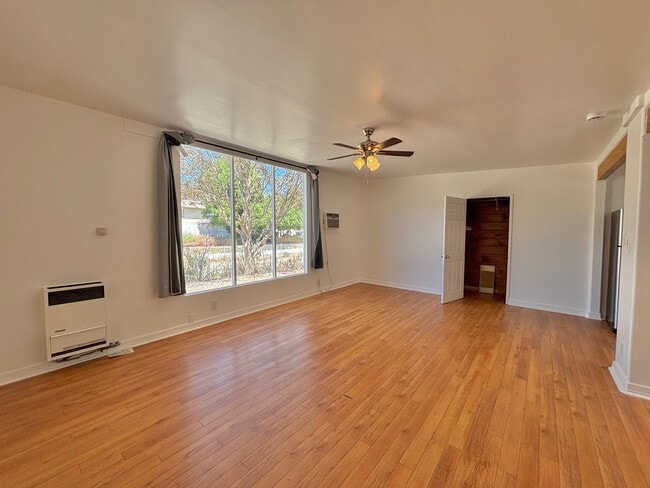 Photo - 256 W Valencia Ave Unit 258 W Valencia Ave