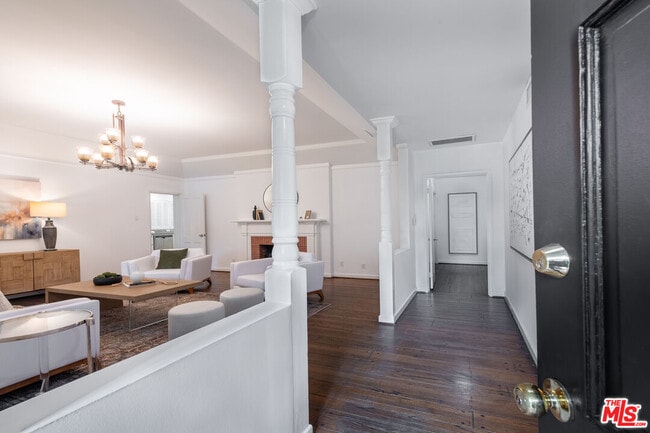 Photo - 12455 Sarah St