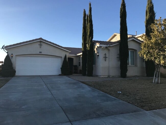 3 BEDROOM VICTORVILLE HOME IN SPRING VALLE... - 3 BEDROOM VICTORVILLE HOME IN SPRING VALLE...