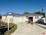 Photo - 17965 Cantara St