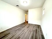 Photo - 2054 Unit C