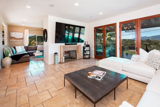 Photo - Spectacular View Home for Lease in Bel Air Knolls