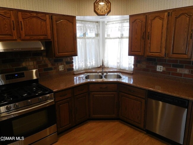 Photo - 1394 Sycamore Dr