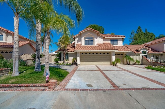 Building Photo - 24921 Chicory Ct
