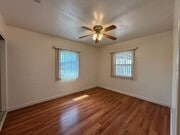 Photo - Glenoaks, 625-633 1/2 Unit 629 1/2