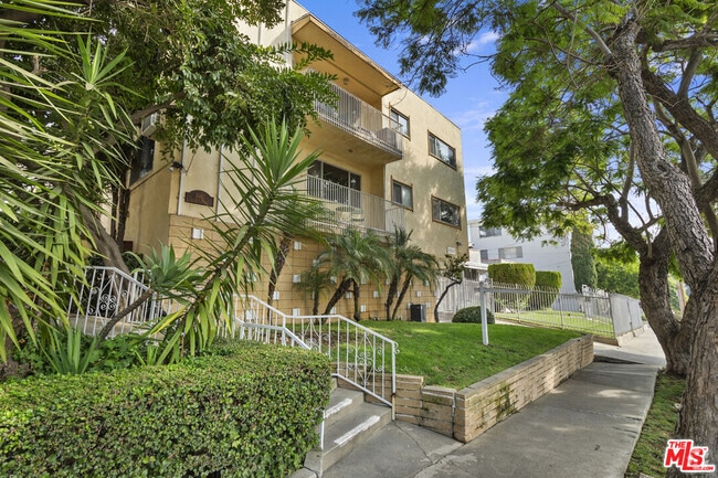 Building Photo - 5961 Chula Vista Way Rental
