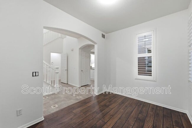 Photo - 40026 Somerville Ln