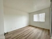 Photo - 553 W Pleasant Valley Rd Apartment Unit B-4
