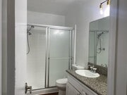 Unit 5 - Bathroom #1 - 3436 Vinton Ave