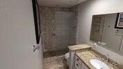 Master Bathroom - 3750 Bayside Walk