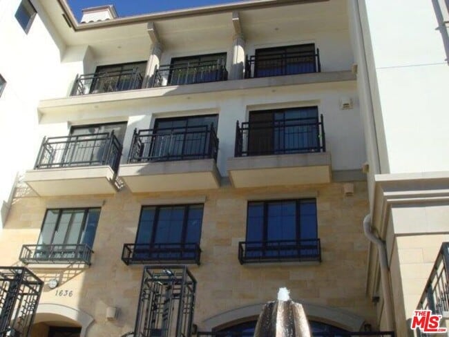 Building Photo - 1636 S Beverly Glen Blvd Unit 103 Rental