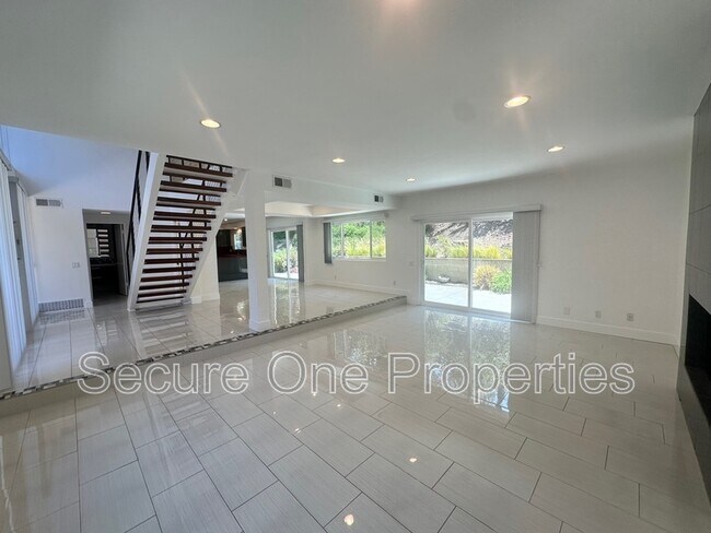 Photo - 4654 Galendo St