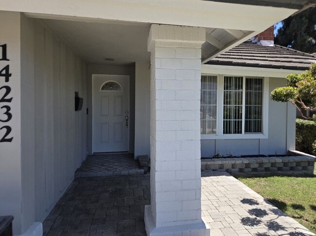 Photo - 14232 Matisse Ave