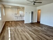 Photo - 3839 Kendall St