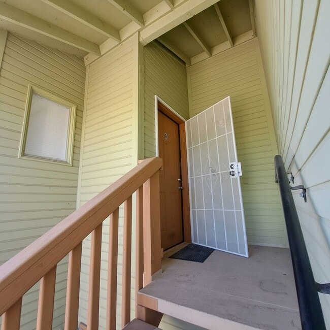 Photo - 60111 Alta Loma Dr Unit B