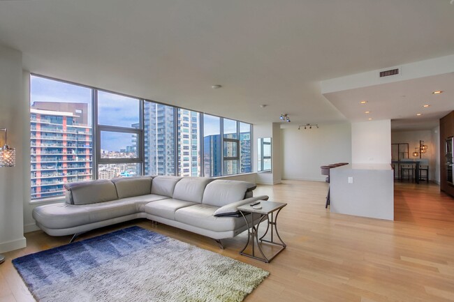 Photo - 1388 Kettner Blvd Townhome