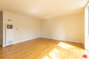 Photo - 11133 ROSE Ave Unit 25