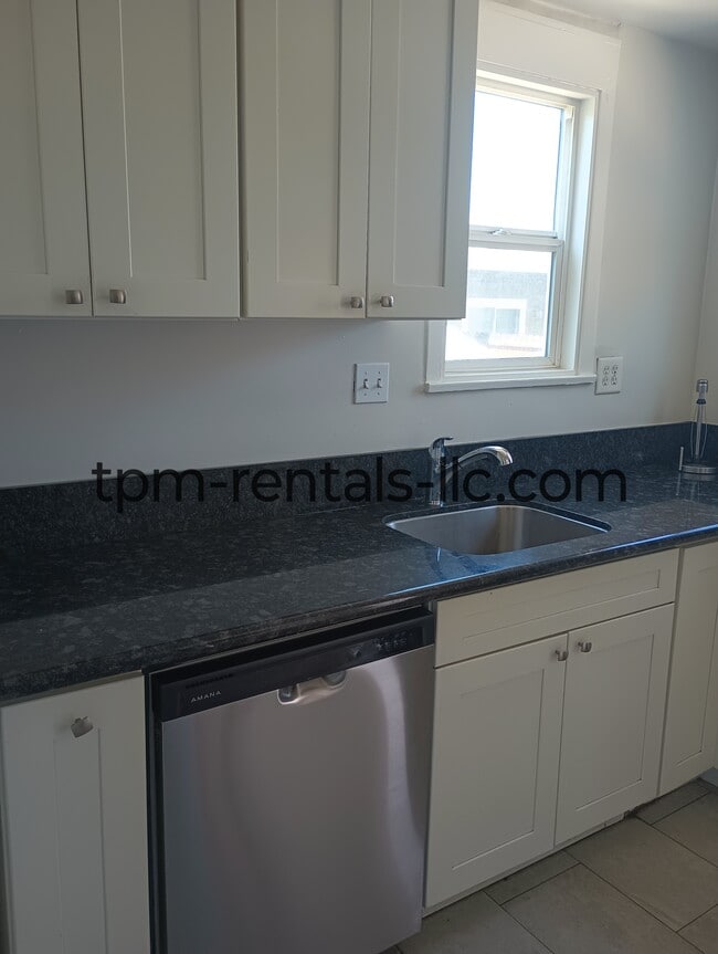 Photo - 469 N 3rd Ave Unit C
