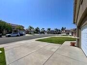 Photo - Charming 3 Bedroom Single Story Home in Me...