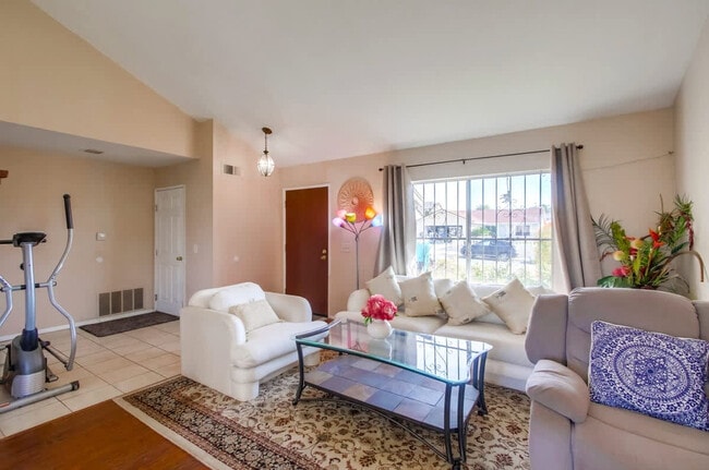 Building Photo - 6434 Bullock Dr Unit ID1465019P