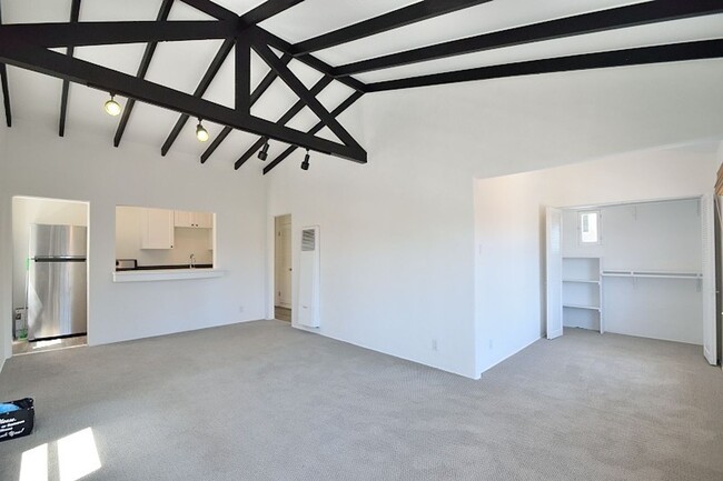 Photo - j421 Unit Upper