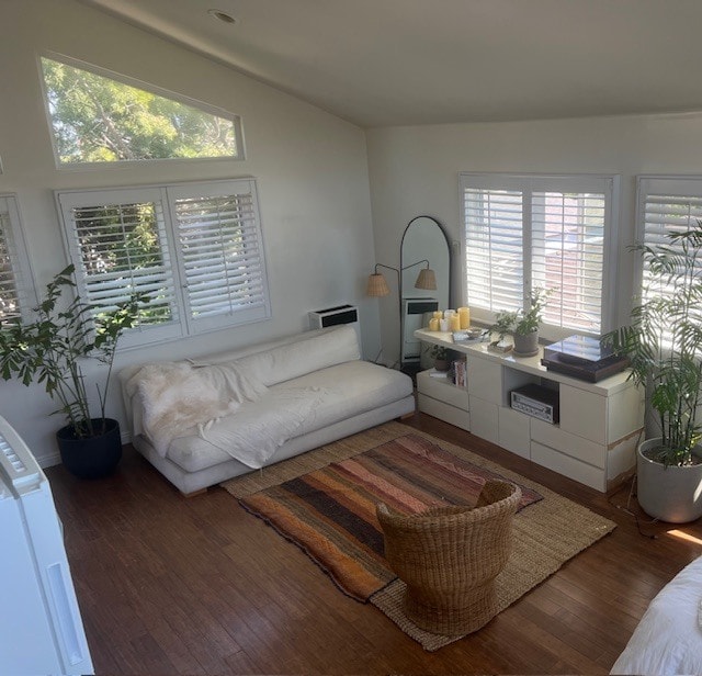 living area - 202 Dimmick Ave Unit 2