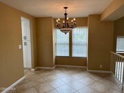 Photo - 630 Warwick Ave Townhome