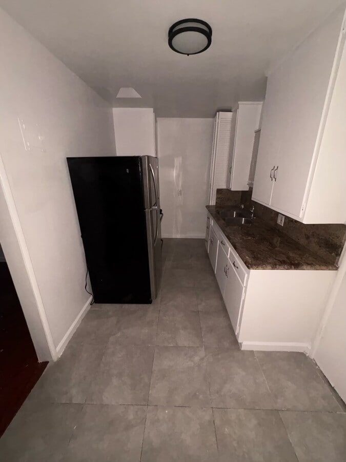 Photo - 828 Cedar St