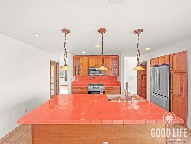 Photo - Beautiful 3bd/2ba home!