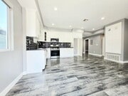 Photo - 631 W 83rd St