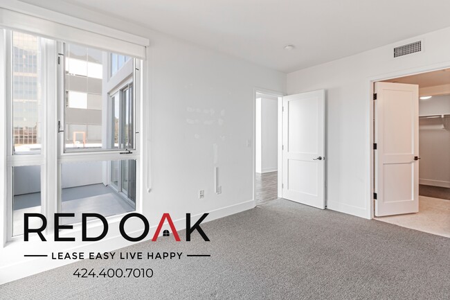 Photo - 1168 S Barrington Ave Unit 604