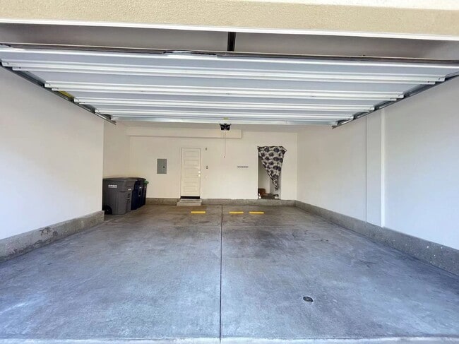 3 Bedroom home for leasing in Lake Forest - 3 Bedroom home for leasing in Lake Forest