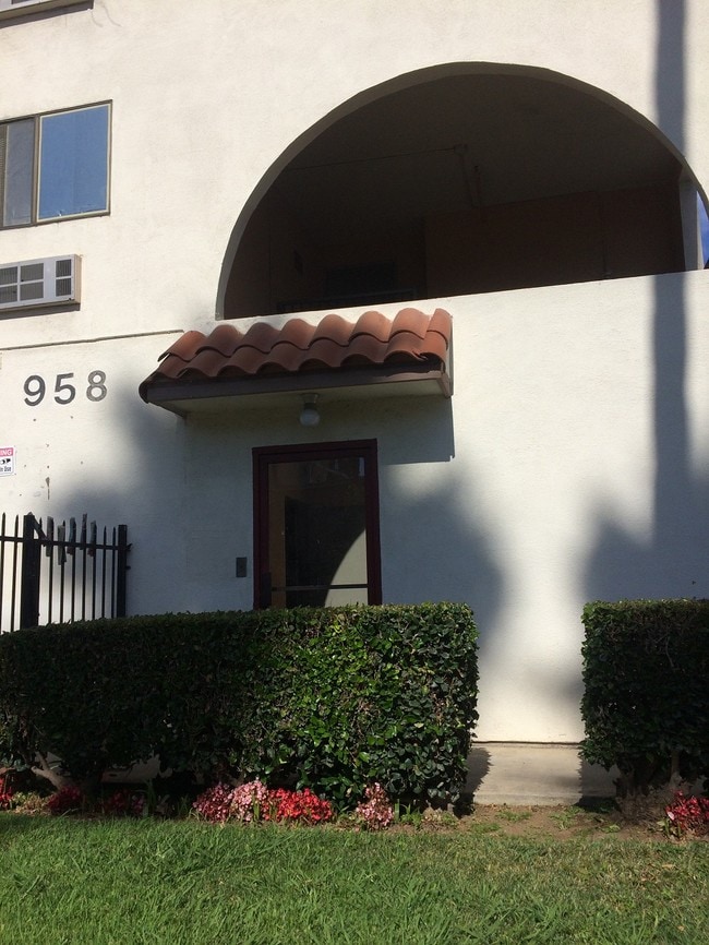 Photo - 958 Magnolia Ave Apartments Unit 104