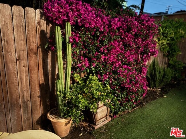 Photo - 540 Huntley Dr