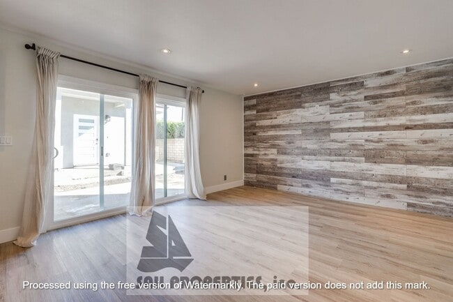 Photo - 11875 Wisteria Ave Unit Front House