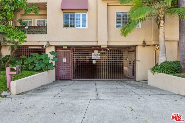 Photo - 14290 Dickens St Unit 204