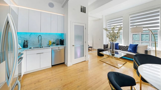 Building Photo - 127 4th St Unit 307 Rental