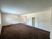 Photo - 711 E Oakland Ave