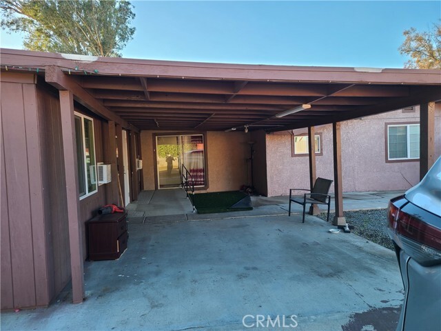 Photo - 11685 Holmes Ave
