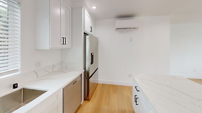 Photo - ALT - Alta Vista Apartments