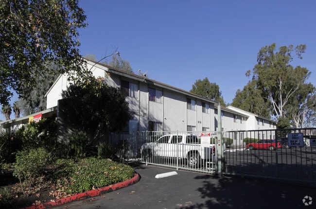 Photo - Summit Rose Apartments