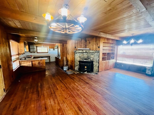 Photo - 35022 82nd St E