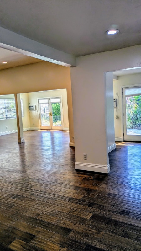 Photo - 760 W El Norte Pkwy House