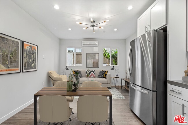 Photo - 1233 Stearns Dr