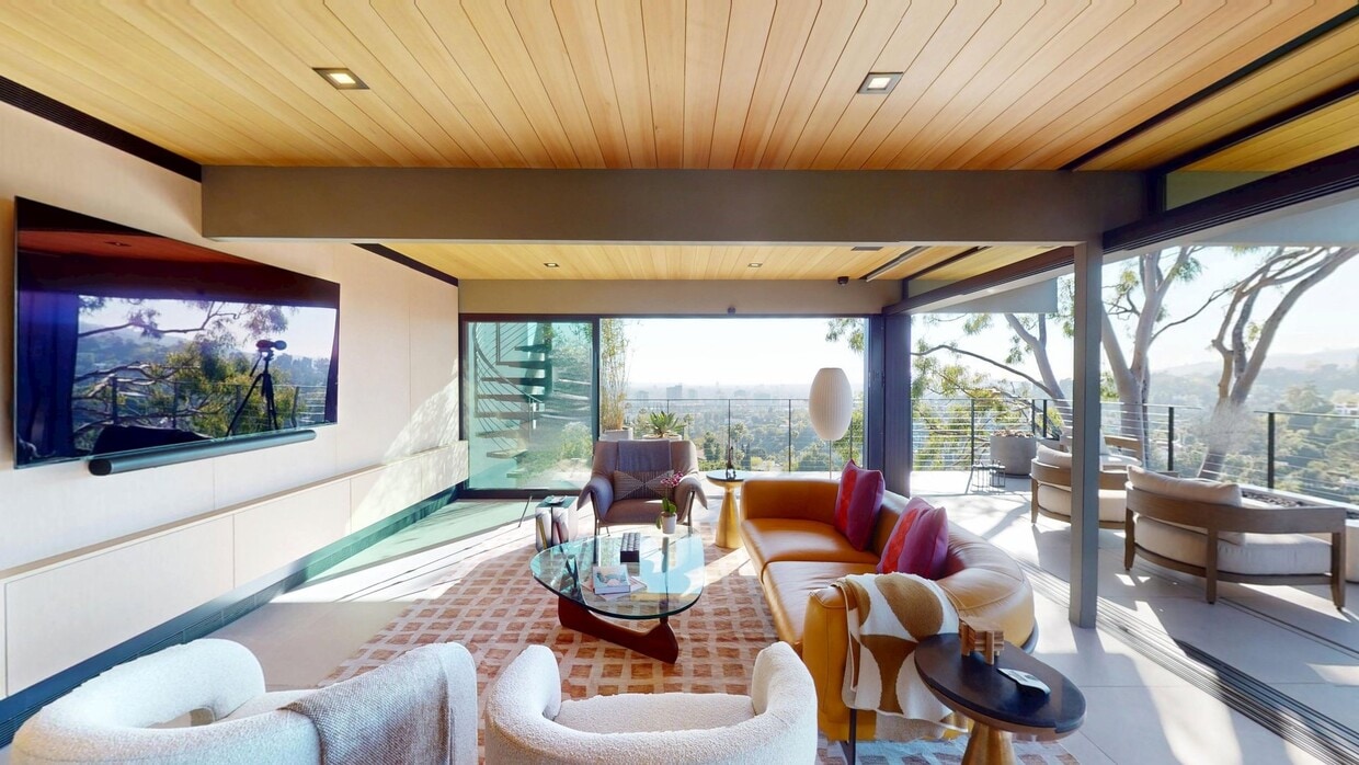 3D Tour - 5671 Spreading Oak Dr