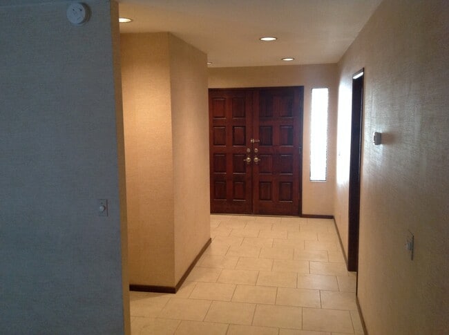 Photo - 3 BEDROOM HOME IN SPRING VALLEY LAKE!